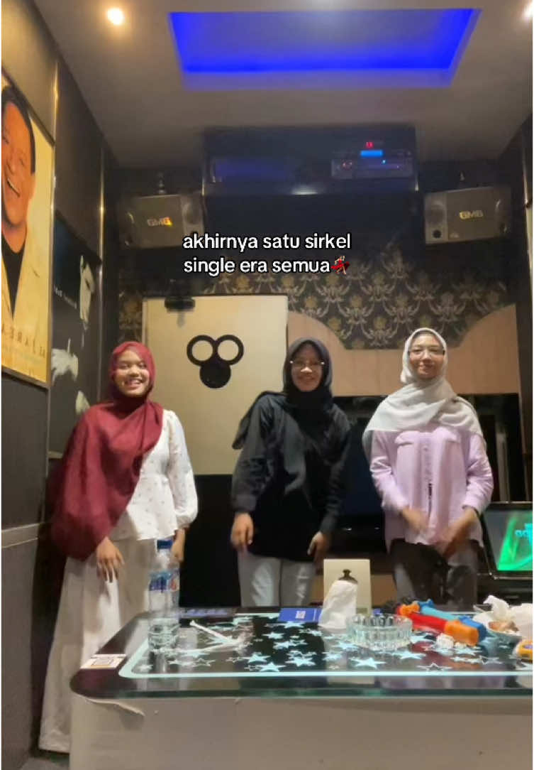 single eraaahh langsung indpokaan jalan jalan😋💃🏻🫰🏻 #singleera #bestie #bestfriendscheck  