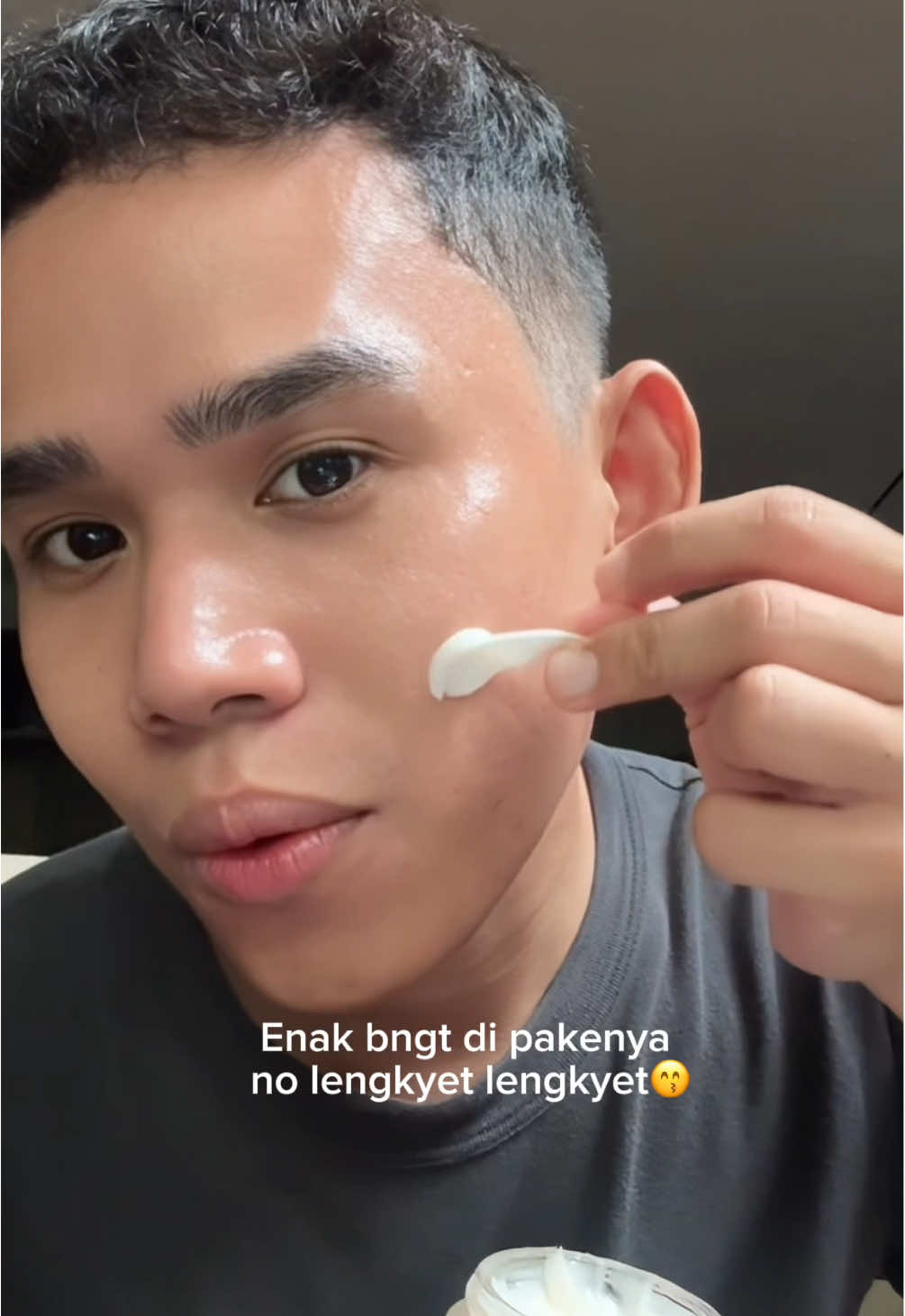 ada aja gebrkannya semua harus di kasih tips biar gk salah pilih produk, hrus sesuai sama keluhan kalian masing2 yupsss❤️✨