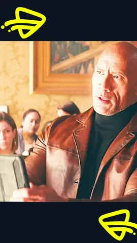 🔍 The Rock’s Priceless Egg Test! 🏺👀 | Red Notice’s Most Tense Moment  #TheRock 💪🎬 #GoldenEggMystery 🏺🤯 #MovieHeist 🎭💰 #Action 🚀😱 #NetflixMovies 📺🎥