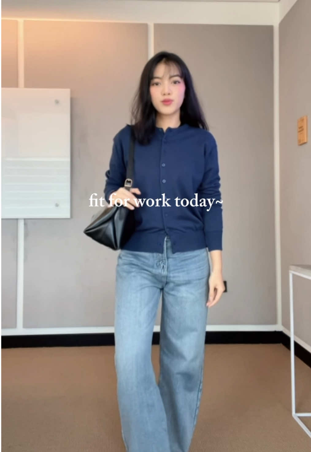 Hi Linnies, long time no upload😍💓 #outfitideas #OOTD #fitcheck #lilistyle 