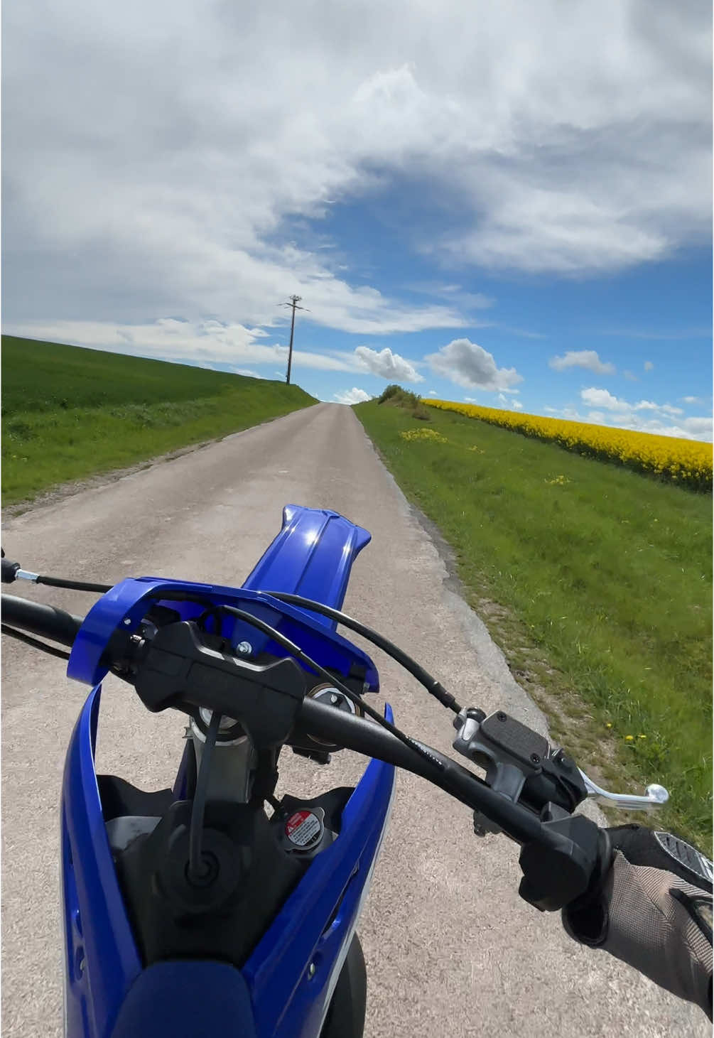 le soleil qui revient = retour de la moto ☀️☀️ #974🇷🇪🇷🇪 #pourtoi #bikelife #fyp #125yz #routefermer⚠️ 