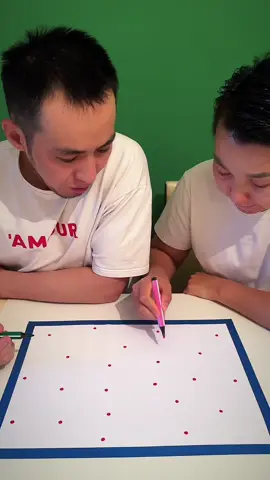 🔺 Connecting dots into triangles #games #funny #familygames 