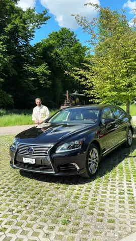 The 🇯🇵 Flaggship didn’t disappoint at all!  #lexus #lexusls #azizdrives 