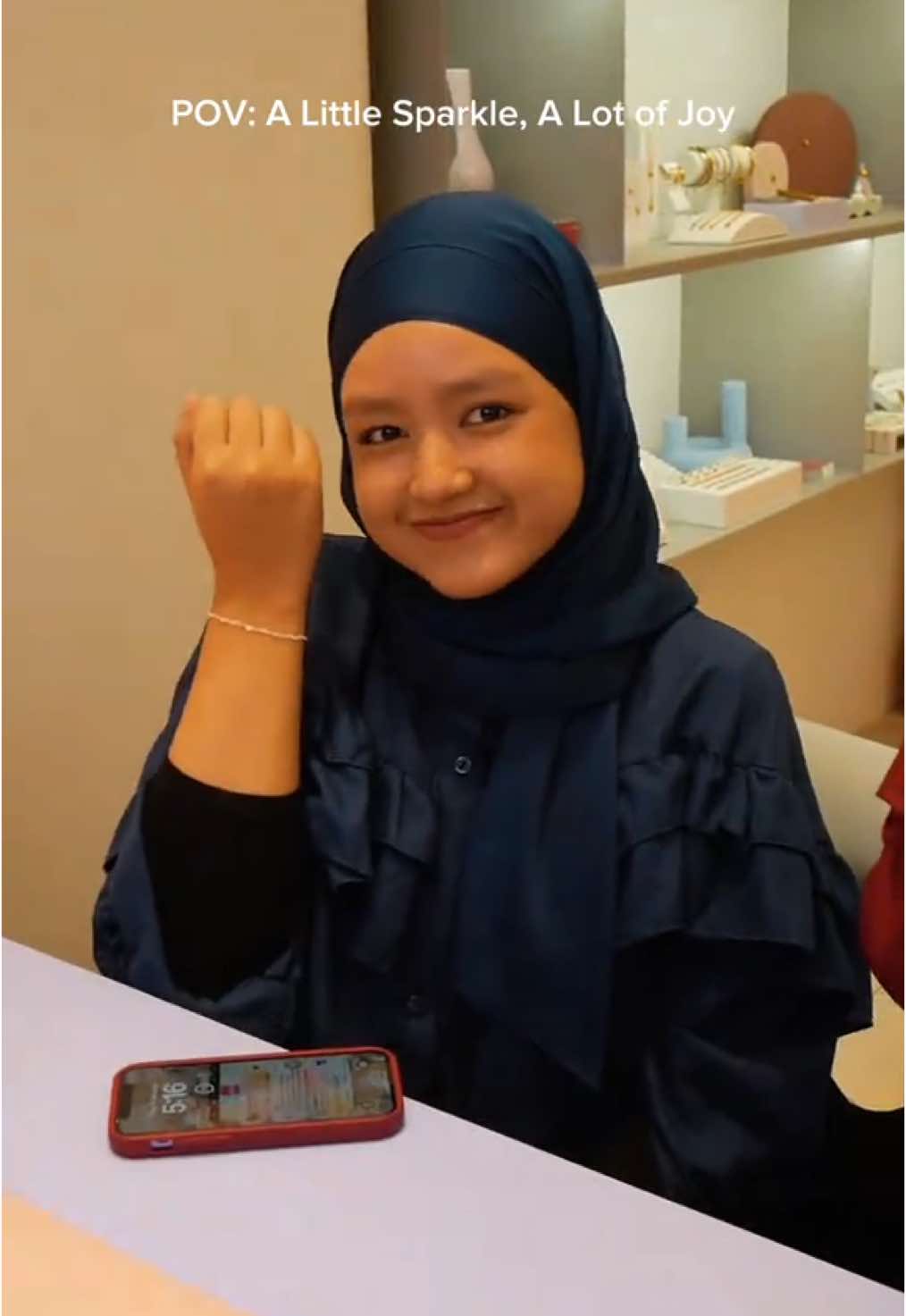 Bestie zap time! 🥰 Because real friendship deserves a forever bracelet.💕 #azloft #permanentbracelet #meaningfuljewelry #getzapped #mytown #kl #malaysia #bestie #giftideas #funthingstodo #weekendagenda #thingstodo #permanentjewelry