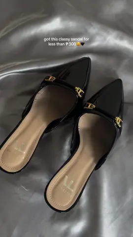 classy black sandal #fypシ゚ #fyppppppppppppppppppppppp #viral 