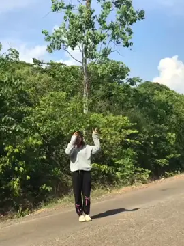 ខ្លាចឡានពាំ😆