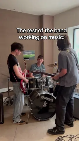Doing anything but contributing 😭 #bassist #relatable #rock #sticknpoke #band #bandtok #viralvideos 