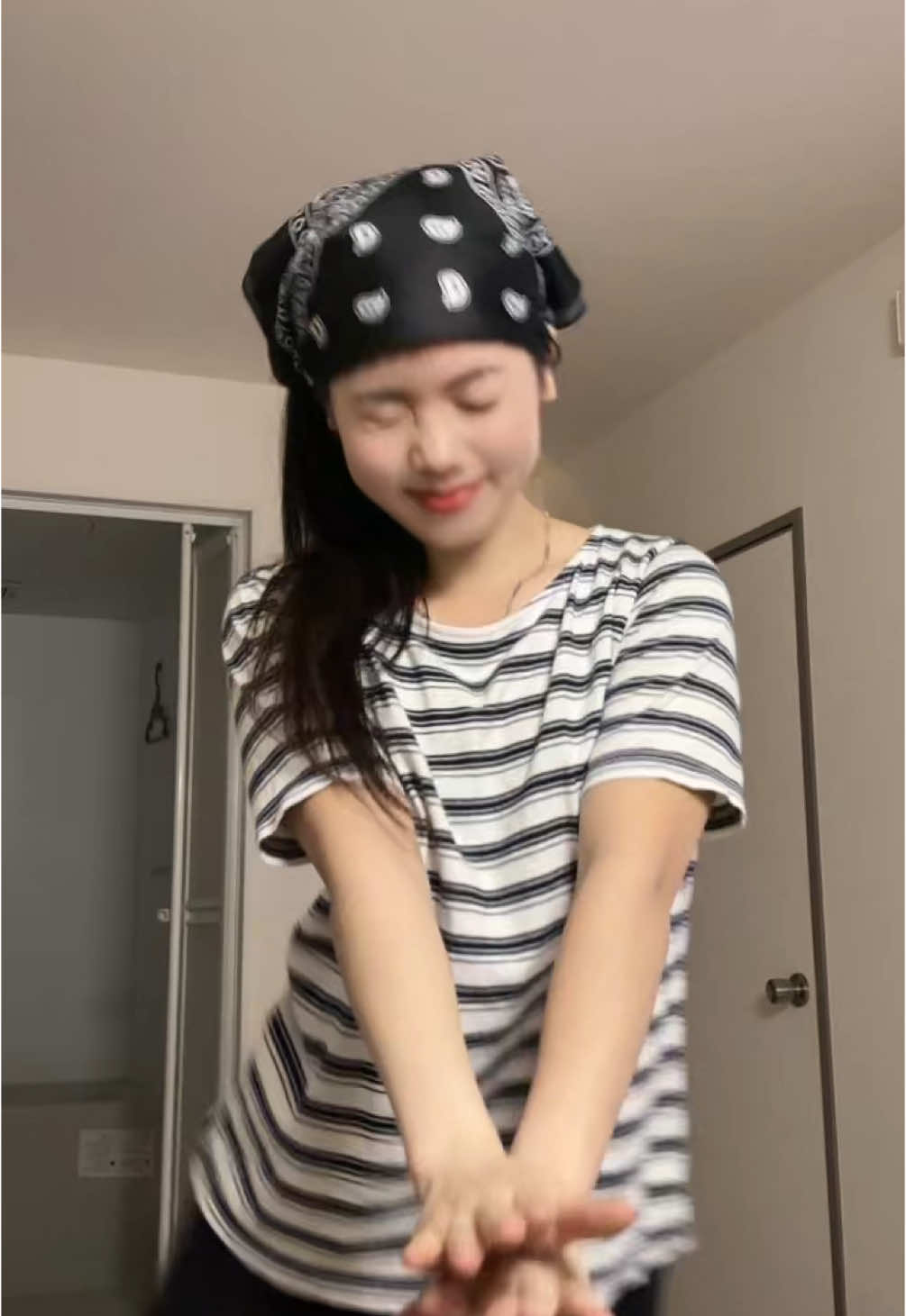 Nhẹ nhàng vậy thôi #view #xuhuong #tik #nhảy 