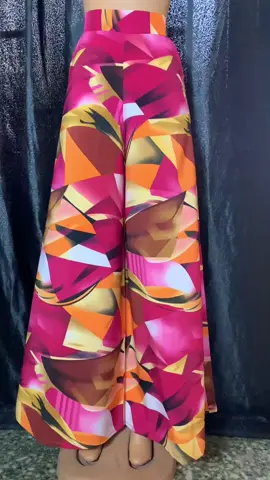 Beautiful flared palazzo trousers available in different print and size. Price :10,000 #palazzo #baggypants #vintagestyle #ibadantiktok🔥 #fashiondesignstudent #fashiondesignerinibadan #fashiontiktok #leadcityuniversitystudent 
