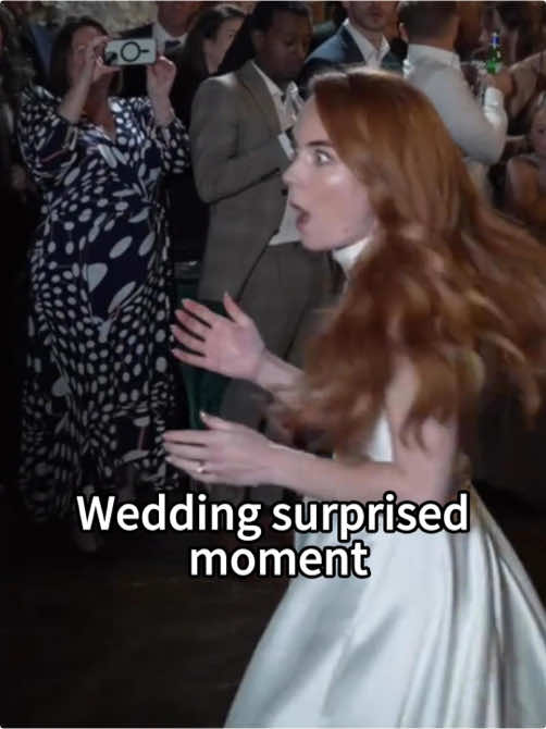 Wedding surprised moment#weddingceremony #wedding💍👰🤵 #weddingvideo #weddingdaytiktok #weddingday #weddingsurprise #viral#Love #wedding   #happywedding #fyp #trend #trending #fypシ#bride #happy #popular#happy #popular #foryou 