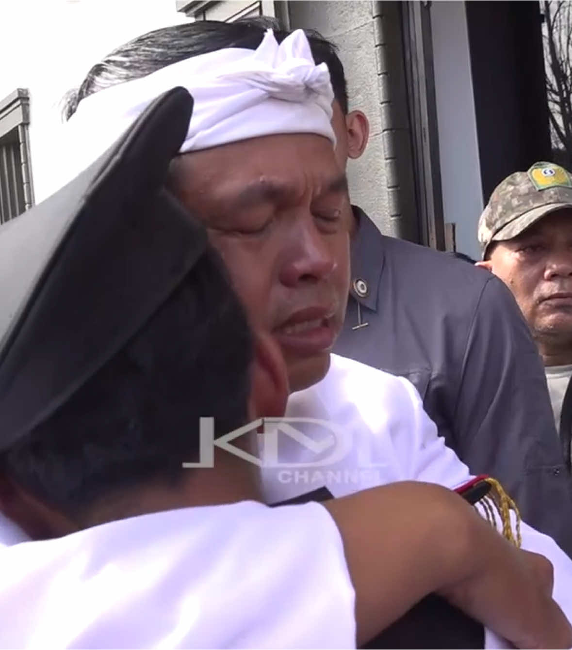 Kalian anak2 hebat, lembaran baru menyambutmu. Seperti mentari pagi, setiap harimu adalah kesempatan untuk bersinar dan tumbuh menjadi luar biasa