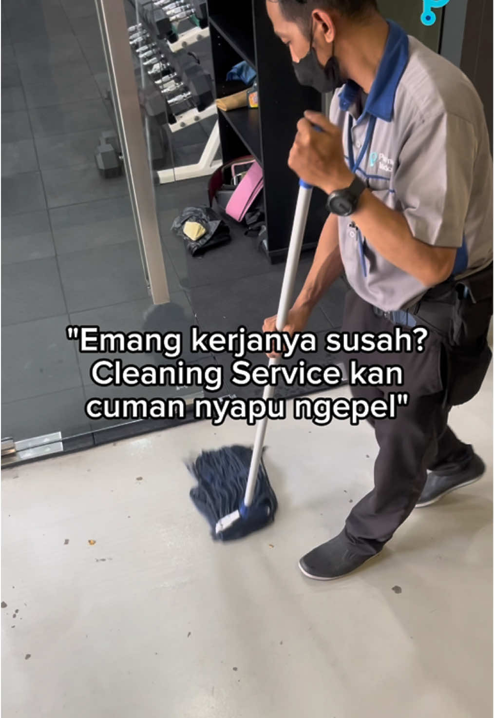 Ini bukan cuman ya! Kalo ngga ada Cleaning Service, jadi apa kantor kamu kotor mulu 😭😖 Profesi ini jangan diremehin, justru mereka yang bikin kantor keliatan lebih berseri 👀 #cleaningservice #outsourcing #jasaoutsourcing #jobseeker #petugaskebersihan #kebersihankantor #permataindonesia #fyp 