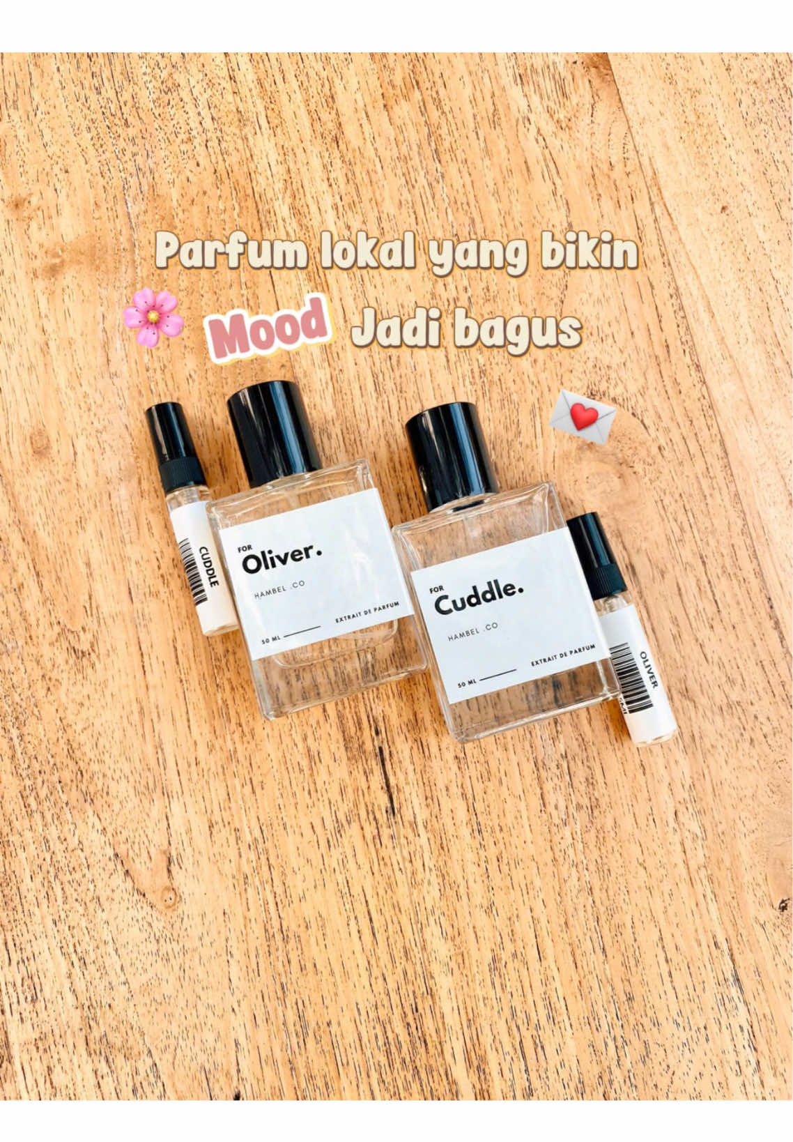 Salah satu parfum lokal yang wangi nya bisa tahan seharian @Hambel Perfumery 💌🌸 💌Oliver : kalo kamu suka aroma manis vanilla, cocok banget pake yang ini. Tapi aroma Vanilla nya ngga terlalu strong. Aroma nya kaya kita masuk ke toko kue🍰 💌Cuddle : kalo kamu suka aroma fruity dan fresh, cocok banget pake yang ini. Aroma buah yang bikin seger bisa bikin mood kita jadi bagus🌷 Keduanya bisa dipake cewe dan cowo. #parfumlokal #hambelparfum #localparfume #rekomendasiparfum 