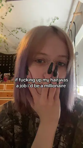 i put loads of purple shampoo in it 😒 i'm prolly gonna bleach it again soon😍😍🤪#sillyfunnygirllol 