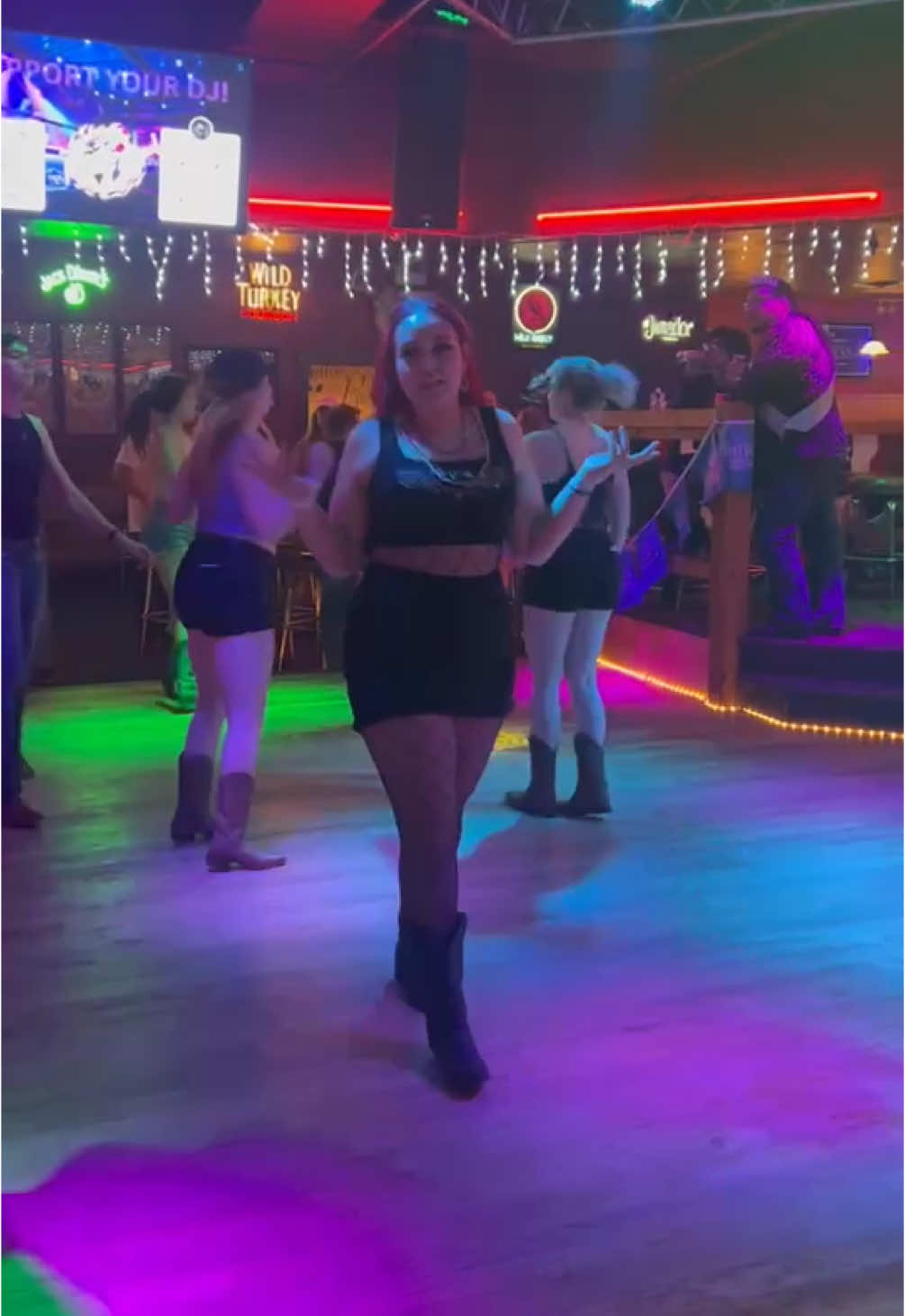 Cause I ain’t too cool to dance the night away with @Buckeye Dance Co. 🪩 📸 @mya carter 🫶🏼   #linedancersdoitbetter #linedancing #yallternative #yellowrosenightclub #linedancer #dance #cuntry 