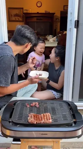 ‘Neh’ in Korean means “yes” 😁 Yes, please #hungryfam #gogi #party #steak #grill #cook #athome #mukbang #Foodie #mukbangers #mukbangvideo #mukbangfood #mukbangeating #mukbangvideos #dinela #eaterla #laeats #lafoodie #lafoodies #yelpoc #losangeleseats #ocfoodies #infatuationla #ocfoodie #eatersanonymous #hungryinla #lafood #socaleats