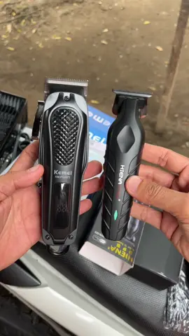 para to sa mga barbero #hairclipper #hairtrimmer #haircutter #rechargeablehairtrimmer #rechargeablehairclipper #razor #barbero 