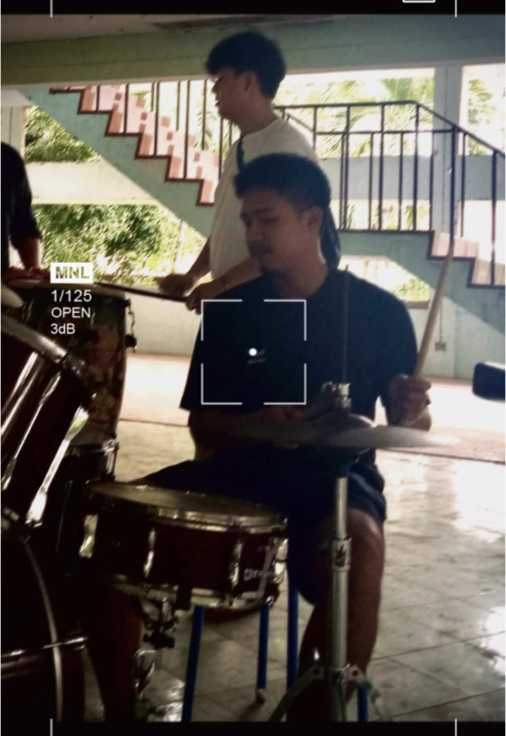 🥁🎹🎸