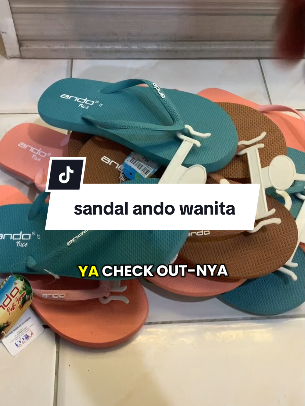pilihan warnanya cantik cantik ya bun 🤭 #fyp #sandal #sandalwanita #ando #beranda #berandatiktok #berandafyp #viral #trending #tiktok #tiktokshop #shopping #murah #keranjangkuning 