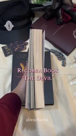 Pre order hanya selama 3 hari! Langsung check out di keranjang kuning yaa sebelum kehabisan 📌  #novel #books #book #BookTok #bookrecs #alreschariys #thedevil #darkromance #action #drama #fyp #foryou @akad.id 