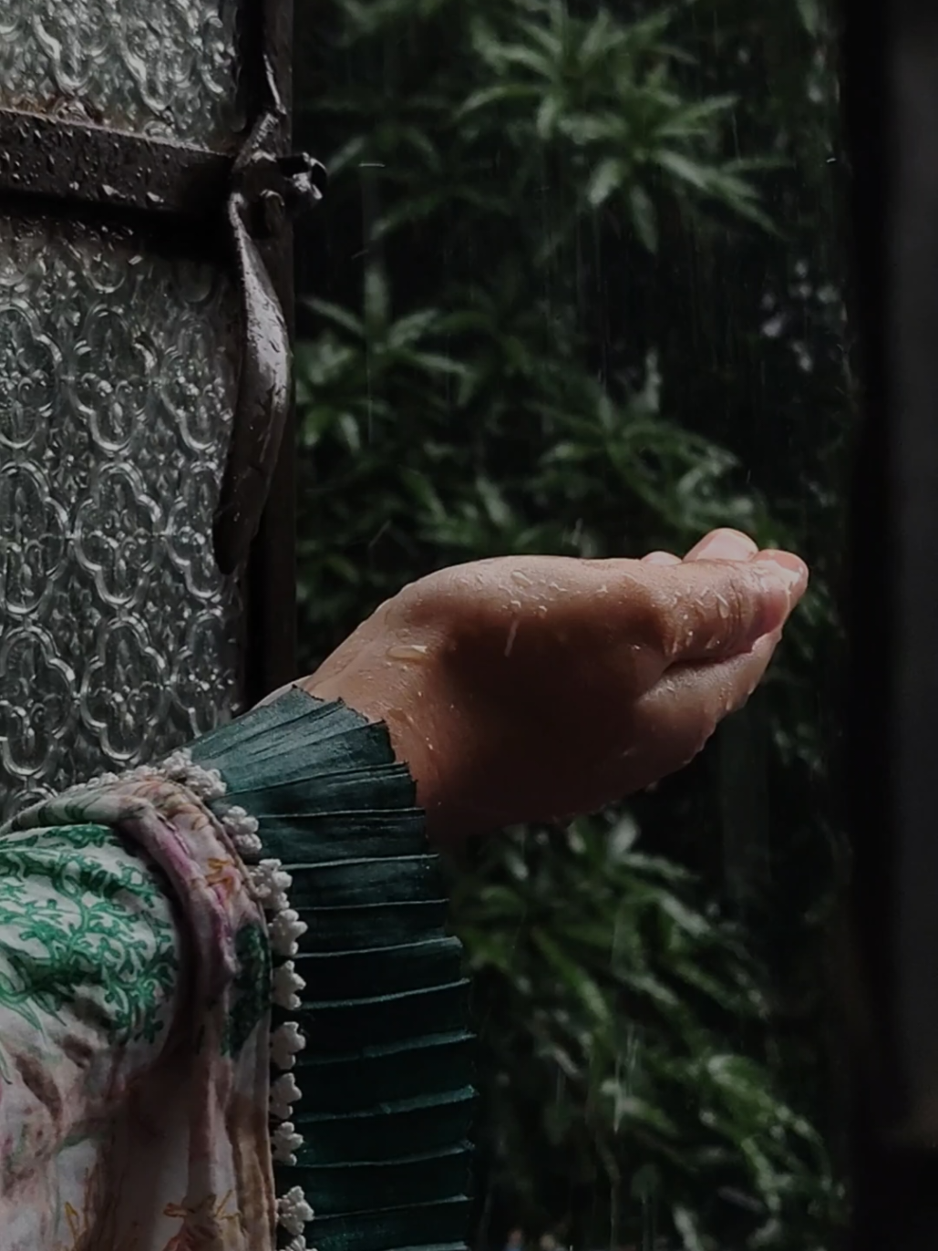 বৃষ্টির মানেই তোমাকে মনে করা☔ #barish #rain #megh #akash #sky #tiktok #new #trend #tiktokbd #everyone #fypシ #trendingreelsvideo #funnyreelsvideo #foryoupage #fypageシ #foryoupagereels #trendingvideo #2025viralvideo #fyppppppppppppppppppppppp #follower #highlight #Love #aesthetic 