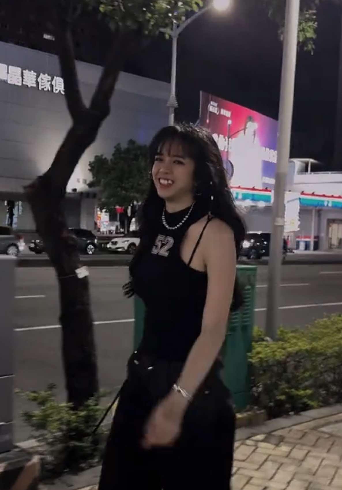 Dạo này Cao Hùng y như lò luyện đan:))