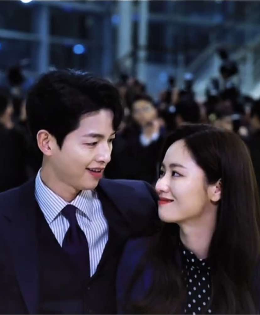 this is how you should write enemies to lovers y'all. #VINCENZO [scp:@kdscnepacks] I MISS MY PARENTS ੈ✩‧₊˚༺ #songjoongki #jeonyeobin #vincenzokdrama #vincenzoedit #kdrama #kdramafypedit #kdramaeditss 