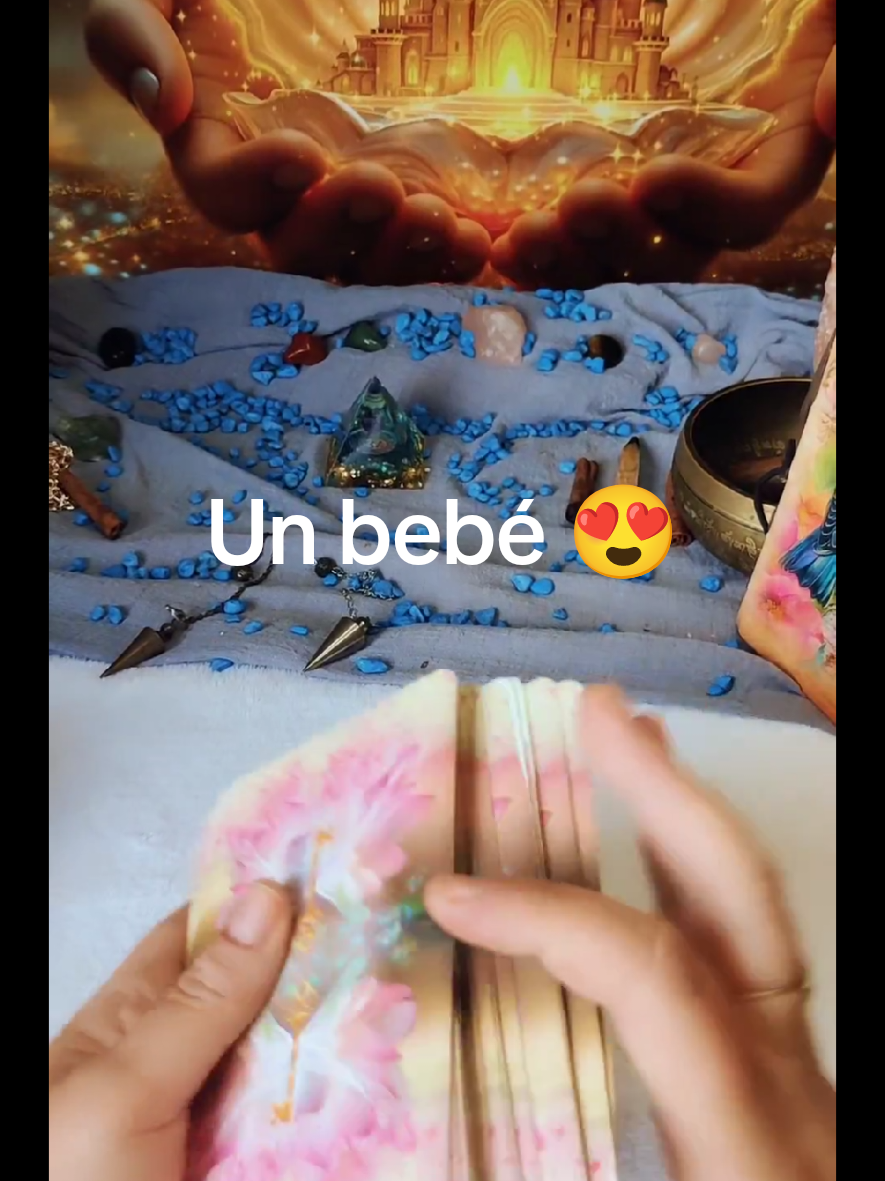#bebe #secuenciatarot #oraculo #rituales #tarot #cartastarot #mensaje #embarazo #niñooniña💙💗 