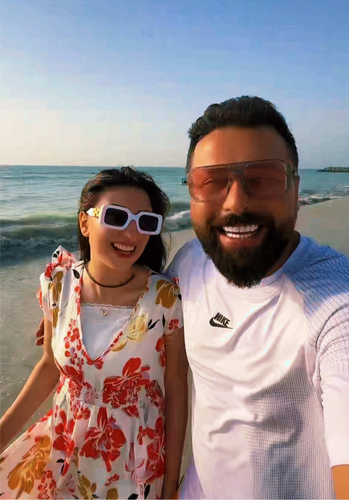 يا ام الخصر الميالي🕺💃 إجا الصيف وبدأت الفعاليات😍 #الخصر_الميّال #ريتشارد #ريتشو_وننوش #music #أغاني #الإمارات #دبي #الخليج #لبنان #الأردن 
