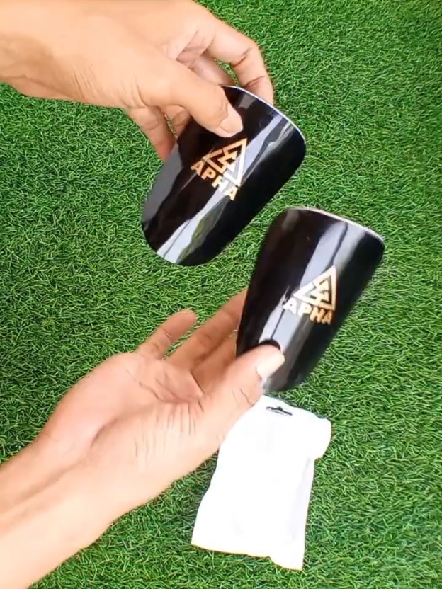 deker mini original deker pelindung tulang kering ukuran kecil harga murah  #dekerlutut #deker #dekermini #dekerukurankecil #dekerpengaman #pengamansepakbola 