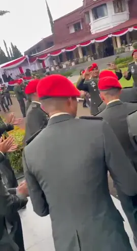 #persitkartikachandrakirana #kopassus #kopassus_indonesia #panorama34 #secapaad #MOHON IJIN BAPAK 🙏🏻BERSAMA BAPAK@KOMANDAN JENDRAL KOPASSUS#kopassus_indonesia #fyppppppppppppppppppppppp 