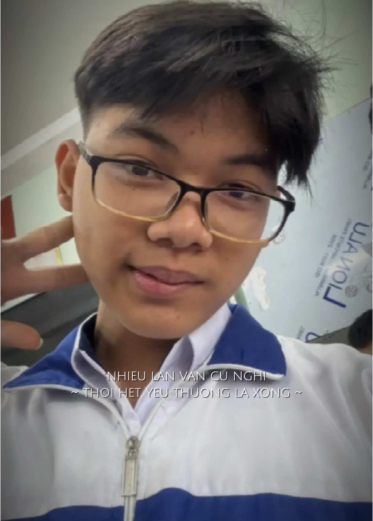 Gia Huy ( _09.06.209_ )-là cựu hs NTT,  là người con của cô Võ Thoa, 1 hs ưu tú được lòng tất cả thầy cô trong trường, là 1 trong những hsg môn Địa lý của cô Đinh Trường, và hiện nay đag nắm trong tay nhiều thành tích nổi bật tại THPT CưM'Gar #xhtiktok #xuhuong #fyp #ntters 