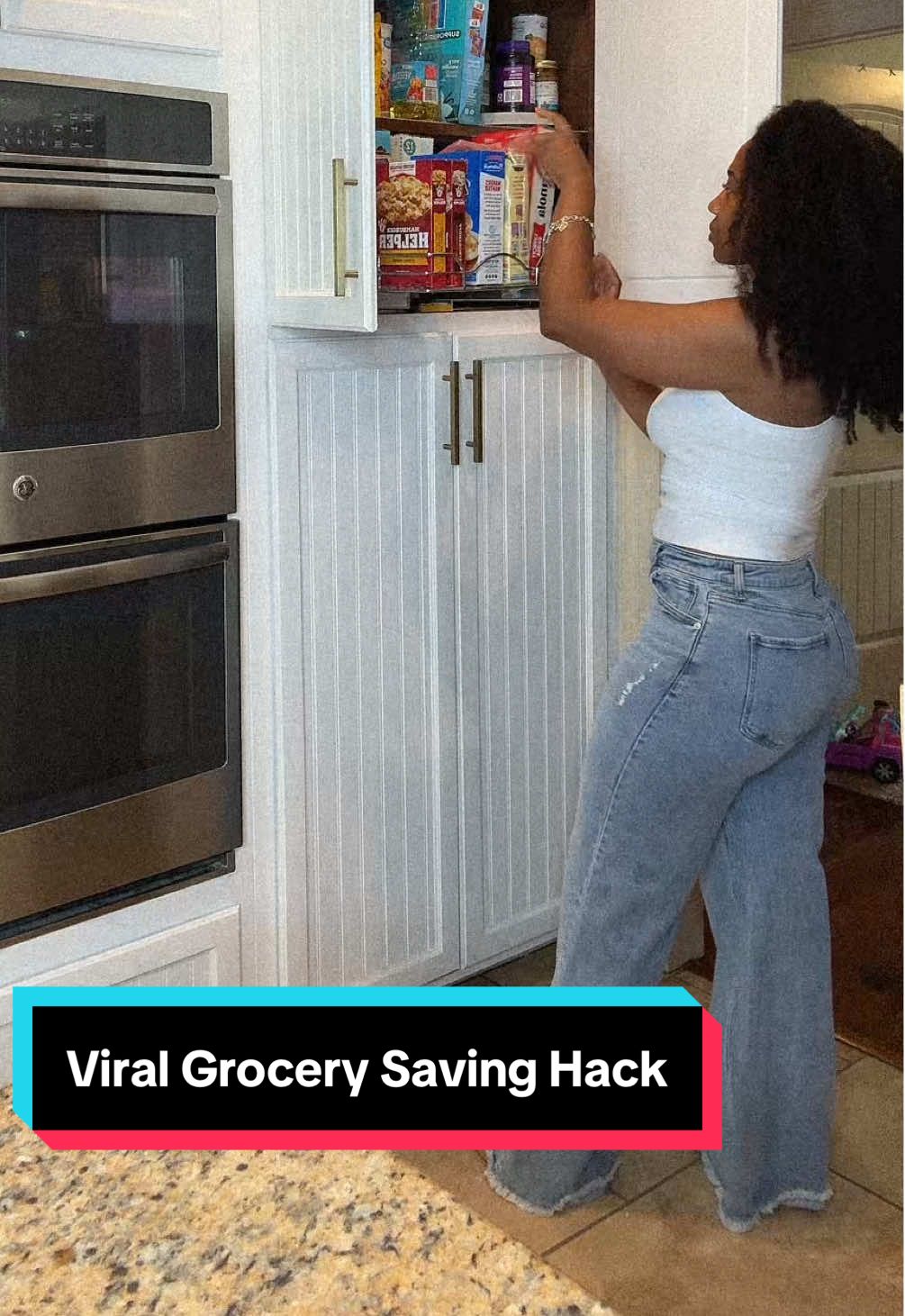 It’s on flash sale right now right here on TikTok Shop — grab it while it’s still marked down! One of those little finds that actually saves you money. 🌟 I used to waste so much money throwing out stale snacks, half-eaten chip bags, and freezer-burned food. Now? This mini bag sealer is my secret weapon. It reseals everything from snacks to frozen veggies in seconds, keeps food fresh way longer, and helps me stop wasting groceries. Honestly, it paid for itself in no time.  #minibagsealer #tiktokshopcreatorpicks #budgethacks #grocerysavings 