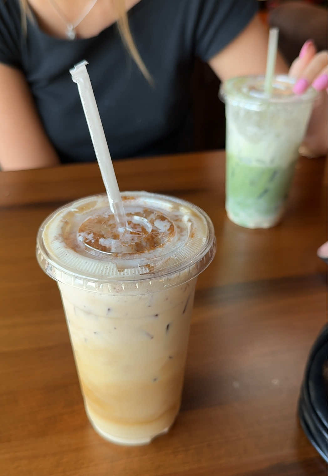 come with us to try the two viral drinks from @hardbeanmerrick 1- banana iced matcha 2- cookie butter iced shaken espresso #coffee #drinkreviews #coffeereviews #matcha #latte #coldbrew #coffeeshop #SmallBusiness #fyp #longisland 