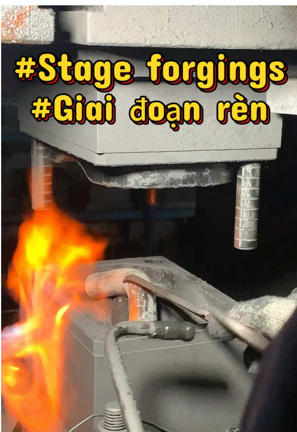 Xin chào! Các phôi đúc nắp vai xe máy của chúng tôi có thể được tạo hình trong một giây thôi đấy. #rènnóng #rèn #forged #forging #Giả #Đếđộngcơ #nhàmáy #nh #cnc 