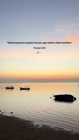 🪽🕊️🩶 Yesaya 2:22 🩶 #bali #beach #sunrise #ayatalkitab #yesaya #kristen #alkitab #hope #mengenalMu 