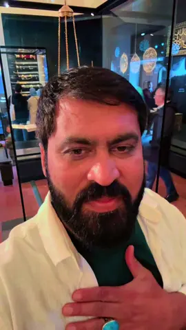 مولا علی علیہ السلام اللہ کے سر کی پگڑی مبارک♥️  حضرت بی بی یا فاطمہ سیدہ زہرہ علیہ السلام اللہ کا شادی پہ پہنا جانے والا مبارک لباس اور صندوق  امام عالی مقام امام حسین علیہ السلام کی پگڑی   امام حسن علیہ السلام  کا عمامہ مبارک ہے♥️#onthisday #TravelWithAliRaish #ExploreTurkey #PakTurk #TravelWithAliRaish #turkeytravelguide #PakTurk #aliraish4 #istanbul #travel 