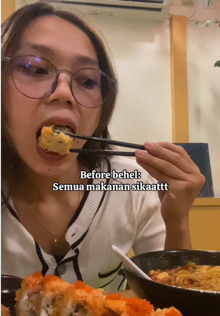 Nyari penyakit🤣 #CapCut #behelgigi #behel #behelstory #behelbali #beheldenpasar #orthodontist #ortho #brackets #fyp #fyppppppppppppppppppppppp 