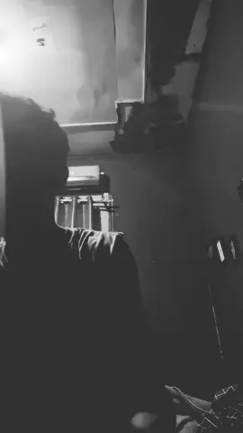 Jangan balik balik ya kalu mau pergi🫠 #coversong #fypage #storigabut 