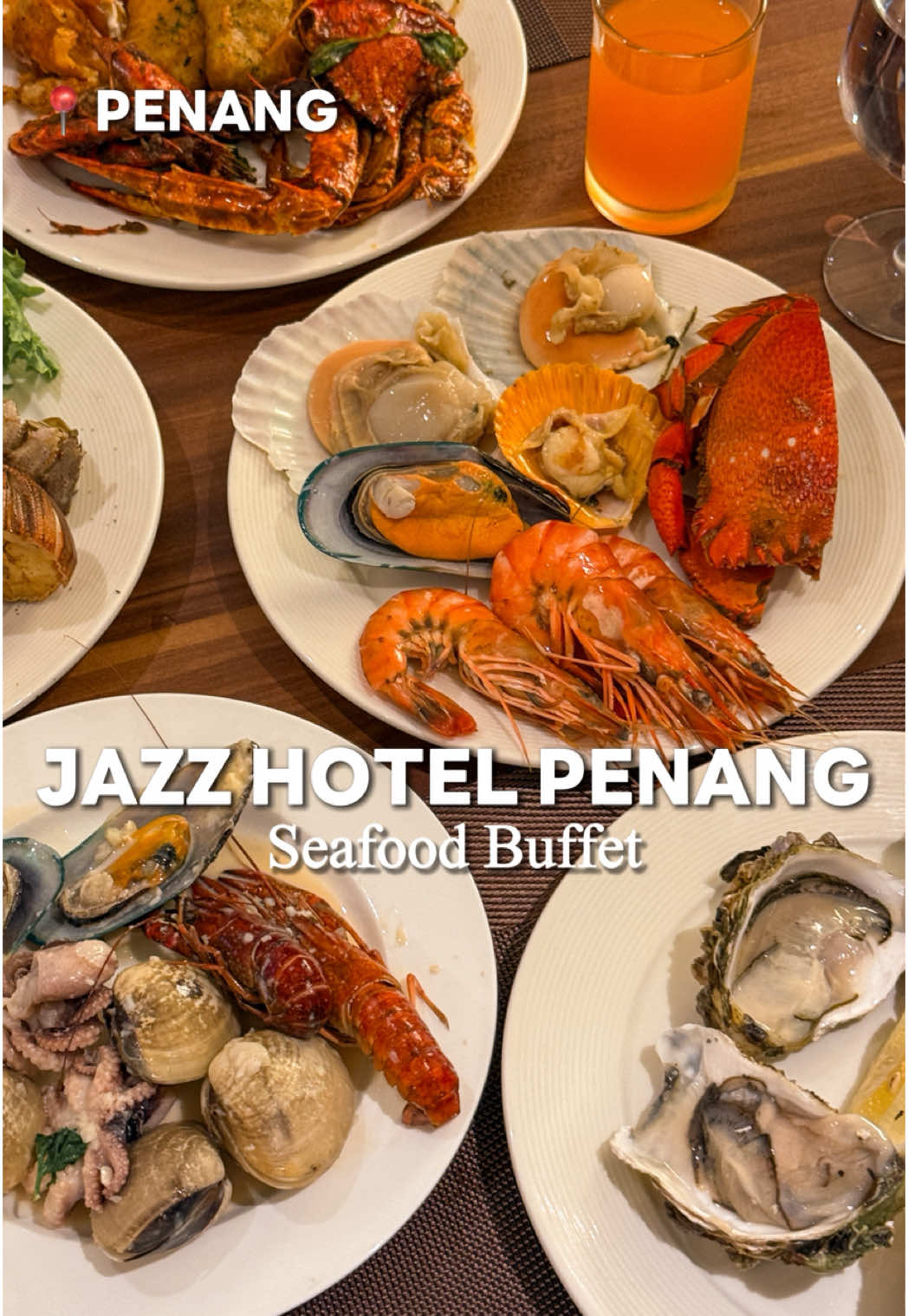 Indulge in the @Jazz Hotel Penang seafood buffet featuring a whole Norwegian salmon, freshly carved and served right in front of you 🤩🤤 【Sea-Sand Season Buffet Dinner】 🗓️Every Friday and Saturday  🕛7pm-10pm 📍Jazz Hotel Penang 💲RM138 nett (Adult), RM98 nett (Senior), RM69 nett (Child) 🎁Special Group Offer (May2025 Only!): -RM399 for 4 pax + 1 FREE -RM999 for 10 pax + 3 FREE Make your reservation now!😋 #penang #malaysia #penangfood #malaysiafood #penangfoodie #malaysiafoodie #malaysianfoodie #MalaysianFood #hotelbuffet #halal #halalfood #halalfoodie #buffet #penangbuffet #penanghotelbuffet #penanghotel #hotel #malaysiahotel #malaysiabuffet #malaysiahotelbuffet #jazzhotelpenang #dinnerbuffet #seafoodbuffet #penangseafoodbuffet #grillstation #penangdinnerbuffet #dinner #dinnerbuffet #seafood #oyster #salmon 
