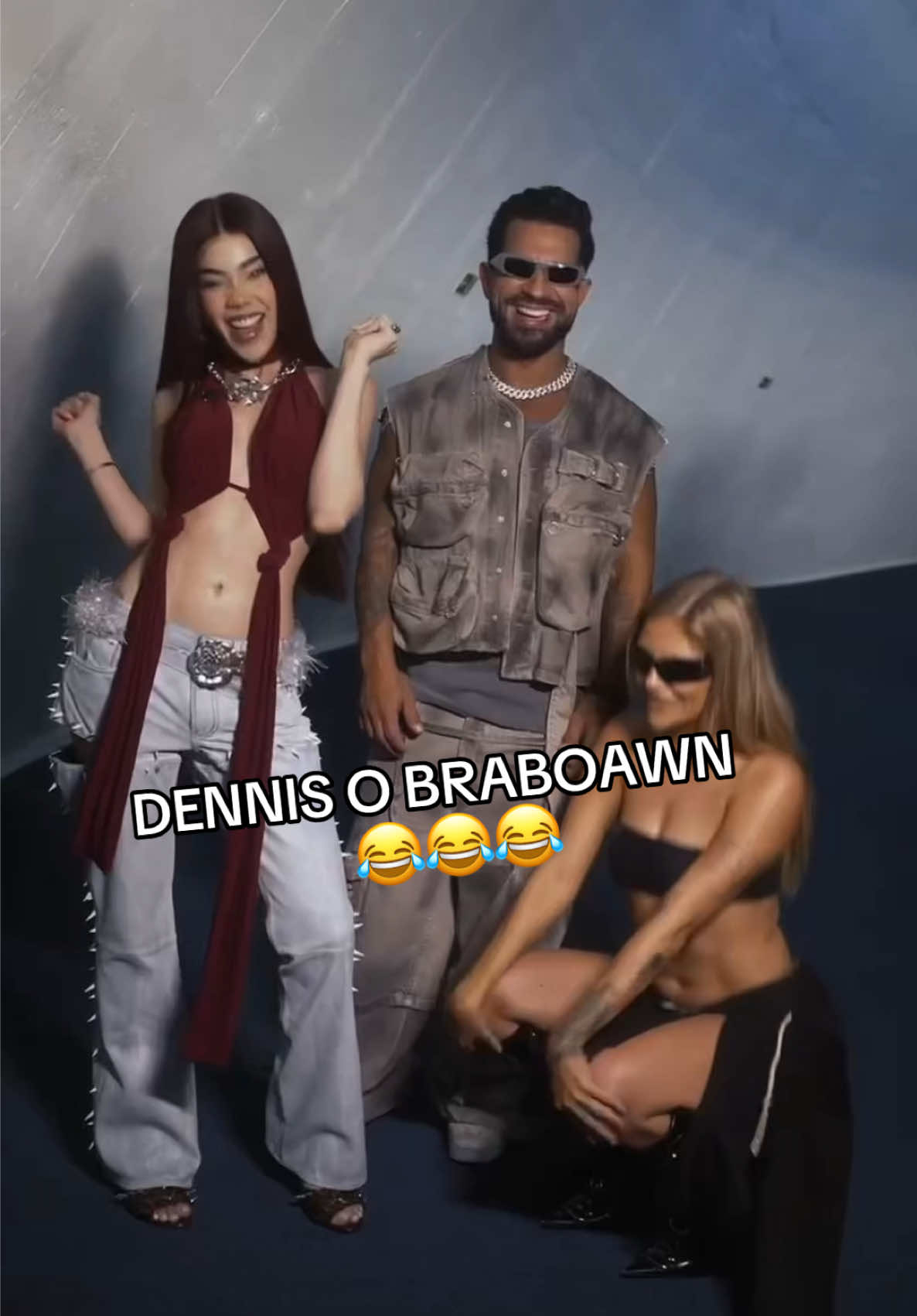 @KeniaOs aprendió muy rápido ❤️😂 #DennisOBrabo da @Luísa Sonza #MusicaNova #Funk #Bate #Bastidores 