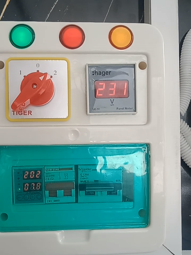 solar penal wark at alipur#shahbaz cooling center Ali pur #viral_video #electicalwork #viral_video #videoforyou #foryou 