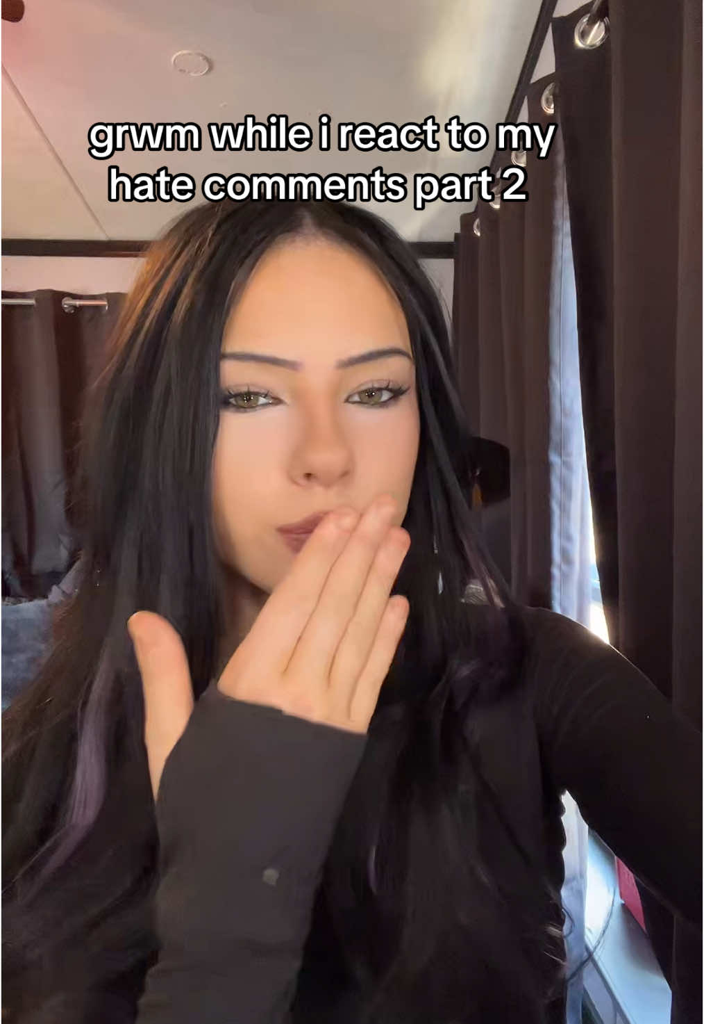 grwm while i react to my hate comments part3 👏 #grwm #grwmroutine #grwmmakeup #hatersgonnahate #hatecomments #reactions #respondingtohatecomments #reacttohatecomments #fyp #foru #fouryou #fürdich #dlaciebie #part3 