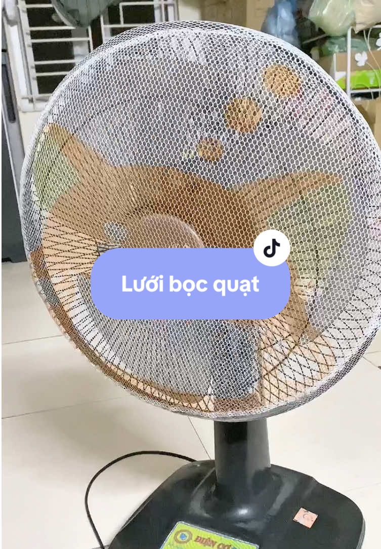 Bà nào có con nhỏ thì nên sắm cái lưới bọc quạt này nha #luoibocquat #luoibocquatchobe #luoibocquatantoanchobe #dogiadungtienich #mevabe #mebimsua #embe #xuhuong #fyp 
