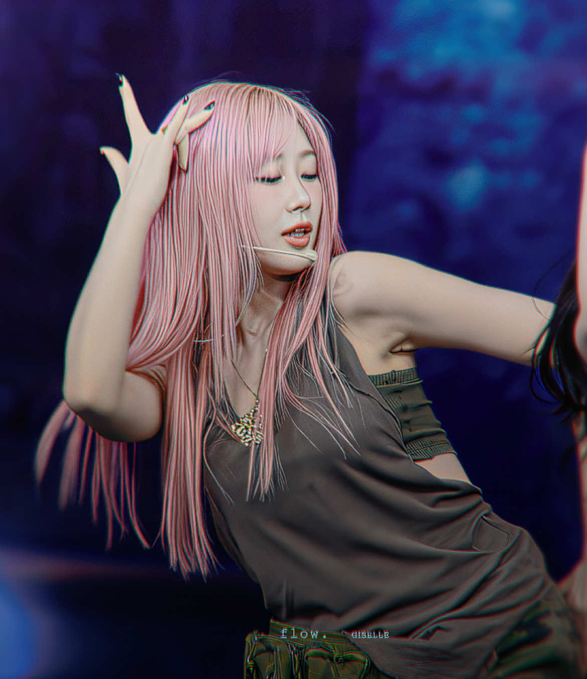 #gigiverse || pool full of Giselle imma DIVE in it fr fr. Rmk of my twin @ningverse  | cc: @leryun vampire  | payhip: slides, topaz settings | tags: #giselle #edit #aespa 