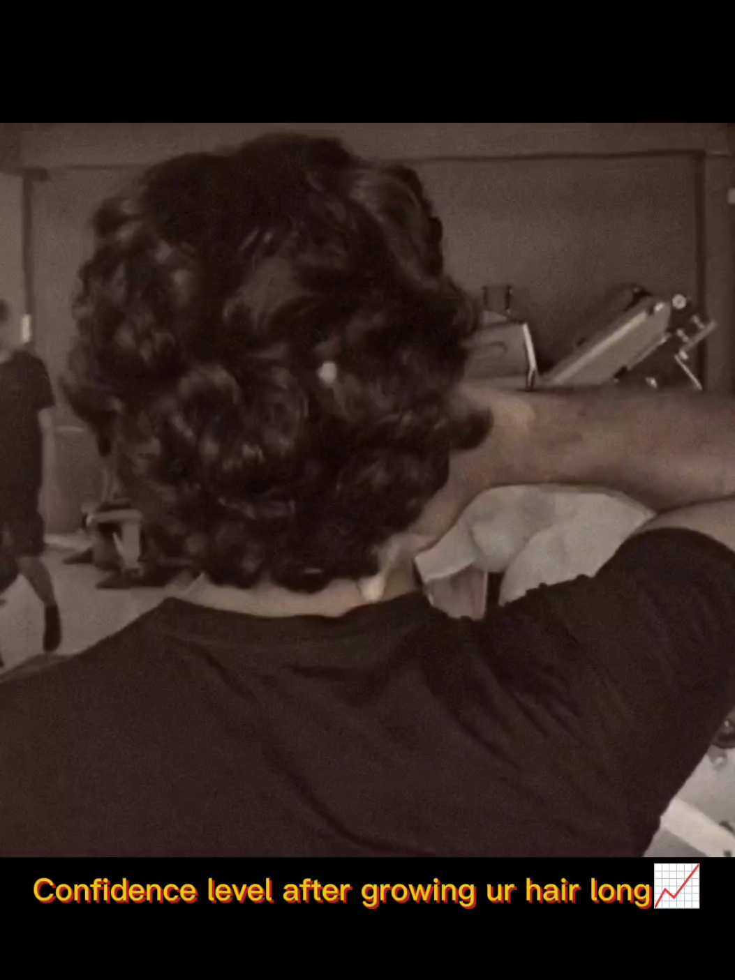 📈📈📈 . . #gym #hair #transformation #trending #trend #trendingreels #viral #explore #explorepage #instamood #instadaily #reels #funk #Fitness #tamil #mullet #chennai #srilanka #longhair #hairgrowth (Gym Hair Growth Funk Trend Tamil Mullet)