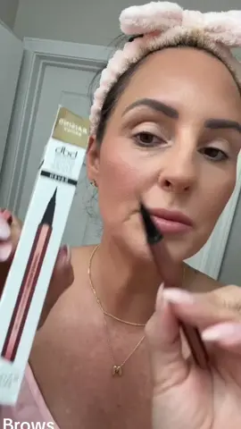 Define, fill, and shape with ease—this eyebrow pencil gives natural-looking brows that last all day. #BrowGameStrong #FlawlessArches #billiondollarbrows #TikTokShopMemorialDay #TikTokShopNewArrivals #tiktokshopfinds #tiktokshopspringglowup  #trendysets #spotlightfinds @billiondollarbeauty 