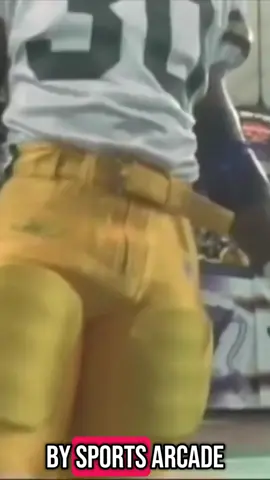Remember Ahman Green? #fyp #fypage #fyppppppppppppppppppppppp #foryoupage #foryou #foryoupageofficiall #foryoupagee #sports #sportsontiktok #sportstiktok #sportstok #sportshighlights #sportshistory #sportsedit #sportsedits #sportsentertainment #footballtiktok #football #footballedit #footballtogether #footballhistory #footballhighlights #nfl #nflfootball #nflhistory #nflhighlights #nflhighlightreel #nfledits #rb #runningback #greenbay #greenbaypackers #packers #packersnation #packersfan #packersfootball 
