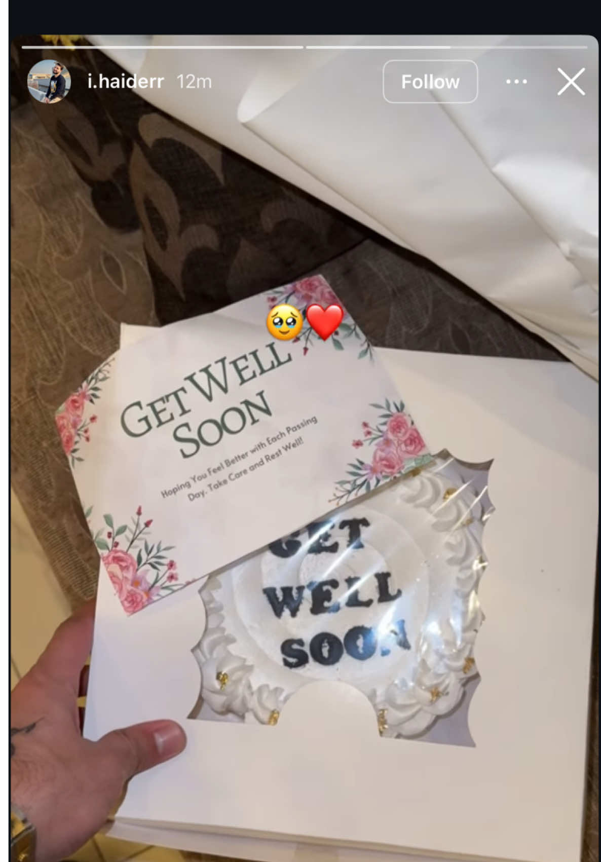 Get well soon bouquet and cake🌸 #foryou #rajabfamily #haidershah 