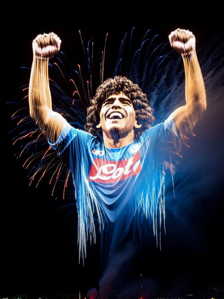 Lo Scudetto è tornato a casa. Diego, questo è per te. 💙🔥 #Eterno10 